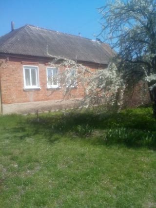 Продам  1/2 дома