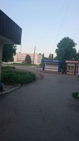 Продам приміщення в прохідному місці під бізнес офіс салон ломбард
