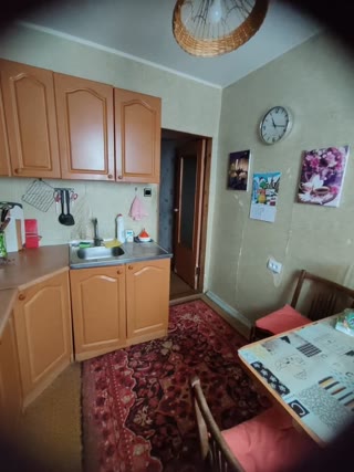 Продам 3к квартиру м.Пл.Восстания