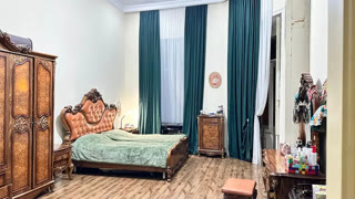 ქირავდება 6 ოთახიანი ბინა სოლოლაკში