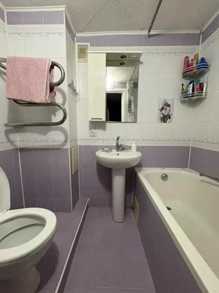 For Sale 2-room Apartment on Parkovo-Syretska Street, Syrets Park