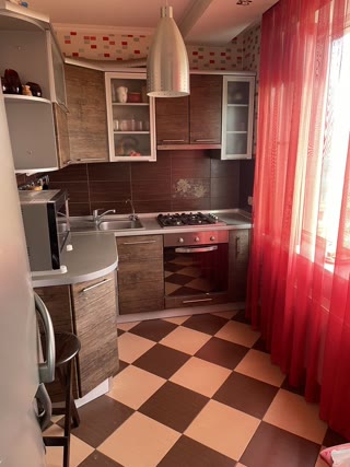 Продам 3к квартиру сел. Жуковського