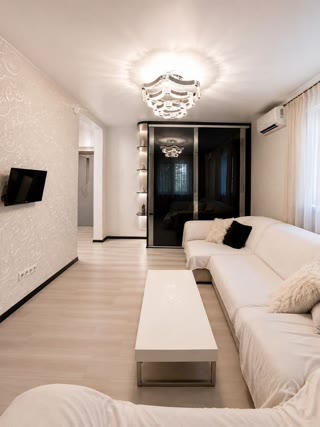 For Sale 2-room Apartment near Architect Beketov Metro, Center