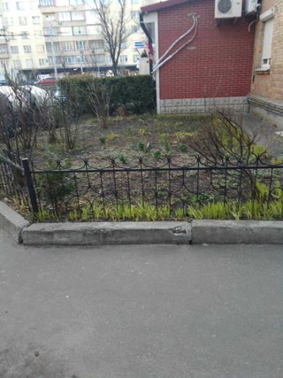 For sale 2-room apartment 37 m2 ideal for office cafe salon. Pechersk