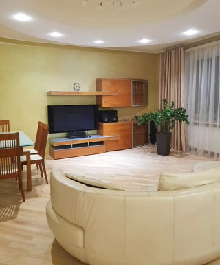 For Sale 4-room Apartment Center