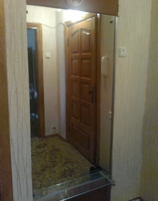 Продаж, 1-кімнатна квартира біля метро Лівобережна, 7 поверх, можливий торг