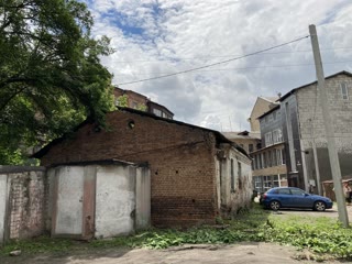 Будівля 250 кв у центрі міста під реконструкцію