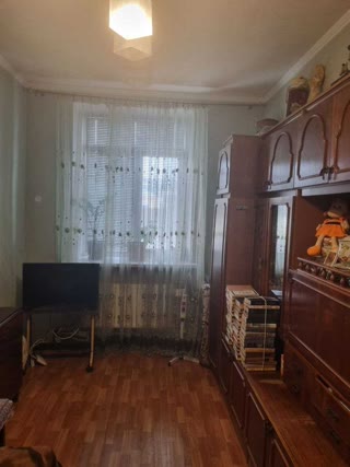 Продам 2к квартиру м. Спортивна