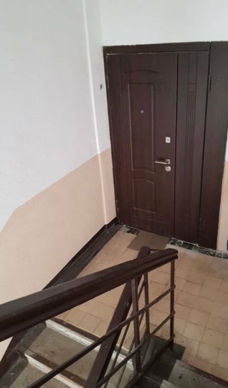 Продам 2х комн квартиру Центр