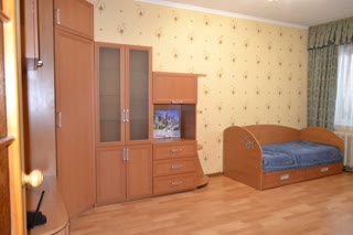 Продаж 1-кімнатної квартири на Троєщені
