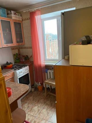 Продам 3к квартиру Холодна Гора