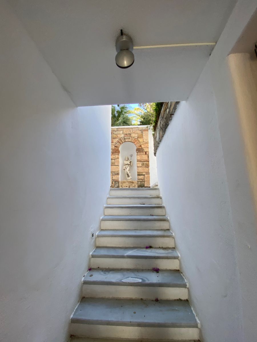 Κατάστημα 34τ.μ.