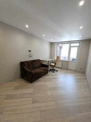 Продам  3 к. квартиру Салтовка. Метро Студенческая, Салтовская. 522 м/р