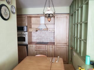 Продаж 3-кімнатної квартири на Позняках біля метро Осокорки