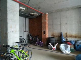 Продам комерційне приміщення на Клочківській