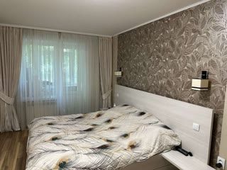 Продам 4х к квартиру Нові будинки Комунальний р-н, Палац спорту