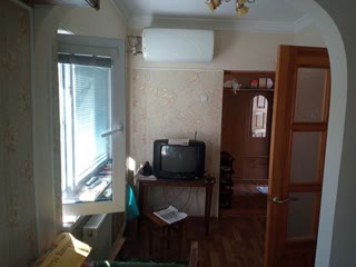 Продам будинок по вулиці Тюринській (Якира)148а