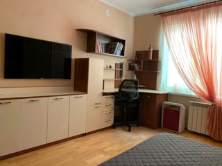 Продаж 3к квартири біля метро Героїв Дніпра