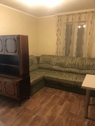 Київ, Лобановського, Доватора, Ширма