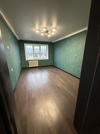 Продаж 3-кімнатної квартири біля метро Дарниця