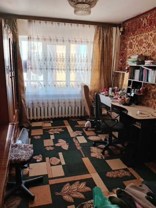Sale of a 3-room apartment near Pecherska metro