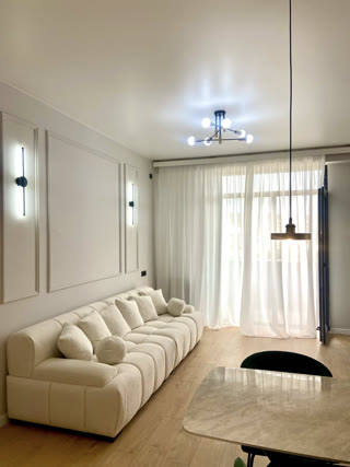 Uninhabited apartment for sale near Lisi Lake