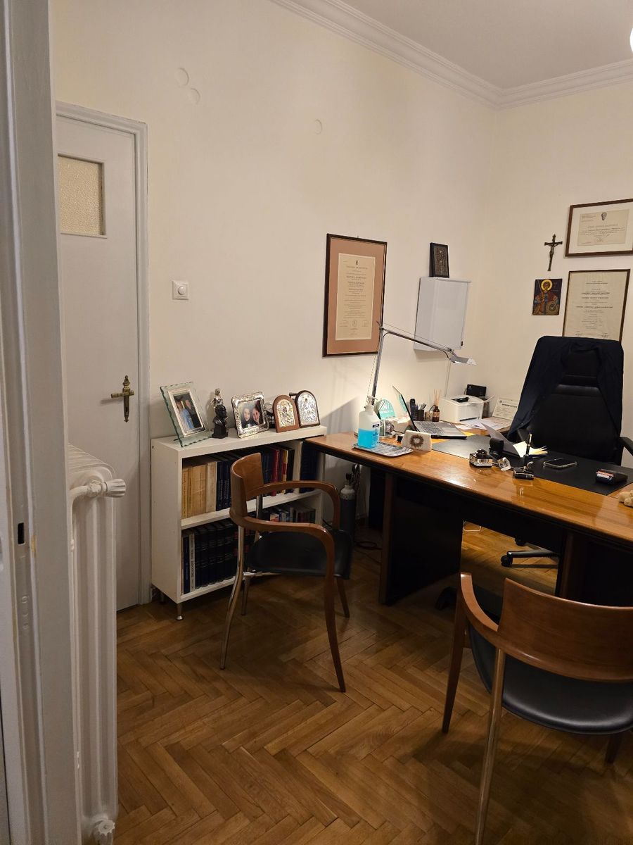 60 m² Office
