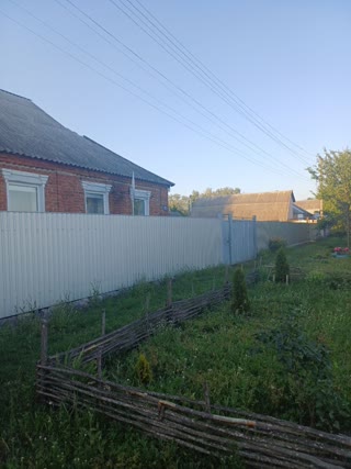 Продається затишний будинок з ремонтом в Богодухові