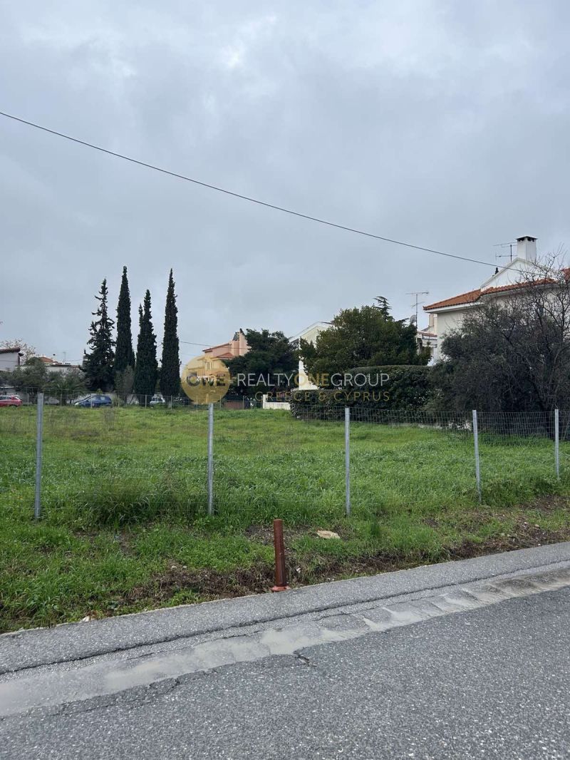 Οικόπεδο 6400 τ.μ.