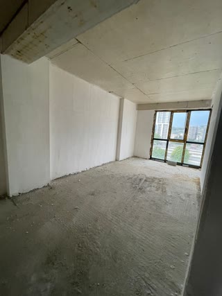 For sale: modern 1-bedroom apartment near Kikvidze Park.