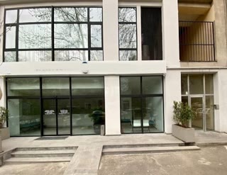 Universal commercial space for rent in Saburtalo