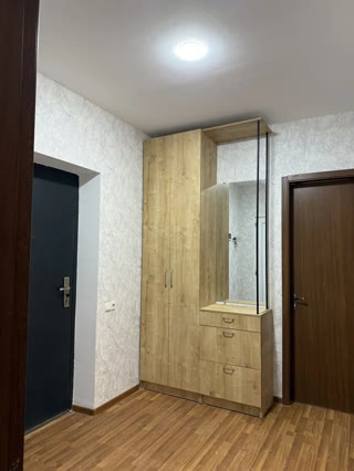 ქირავდება 3 ოთახიანი ბინა ჩუღურეთში