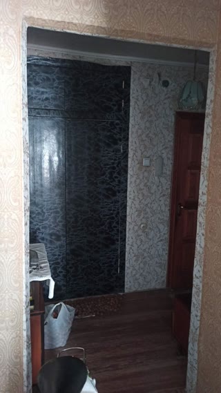 Продам однокомнатну квартиру Рогань
