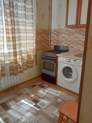 Продам 1 к. квартиру Рогань