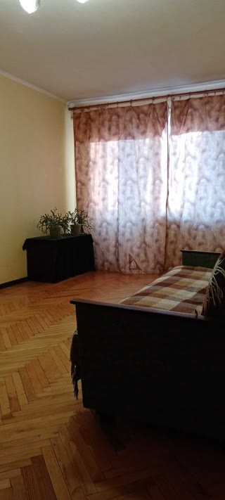 Продам 3к квартиру Нові Дома, метро Армейська