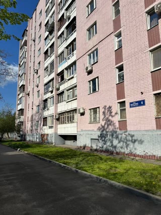 В продажу 5к квартира  93 м2 метро Метробудівників Захисників України Металіст