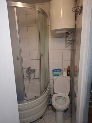 Продам 1к квартиру р-н Стрілка, метро Історичний музей, Центр
