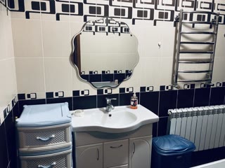 Продається добротний будинок в Богодухові