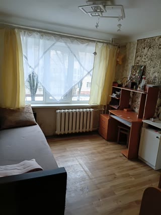Продам 3-х кімнатну, ХТЗ, м Індустріальна