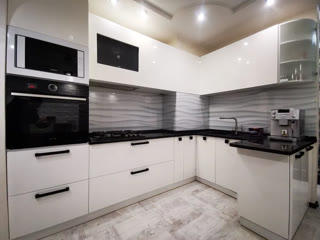 Продам шикарну 3-х кімнатну квартиру на Салтівці