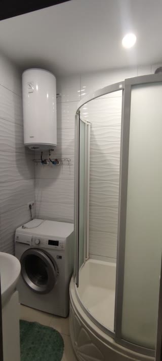 Sale of a 3-room apartment, Cosmonauts Square, Solomyansky District