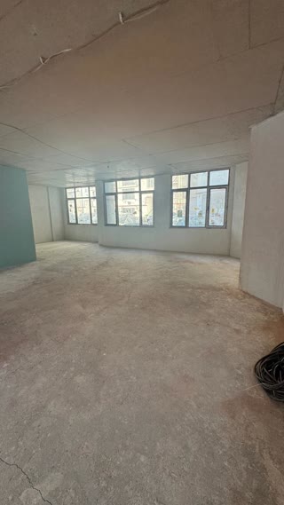 103 sq.m. Office/Commercial Space for Rent on Chavchavadze