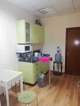 Продається офісне приміщення Дарницький р-н вул. Бажова метро Дарниця