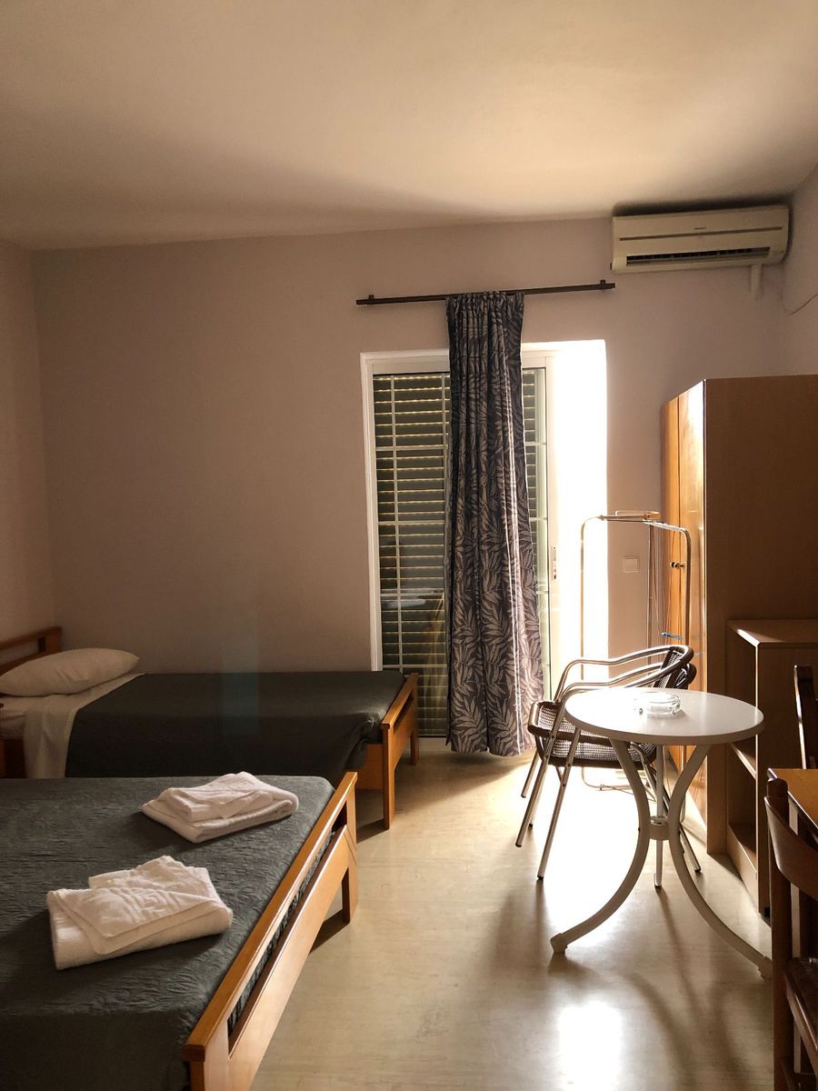 Διαμερίσματα, 436τ.μ.