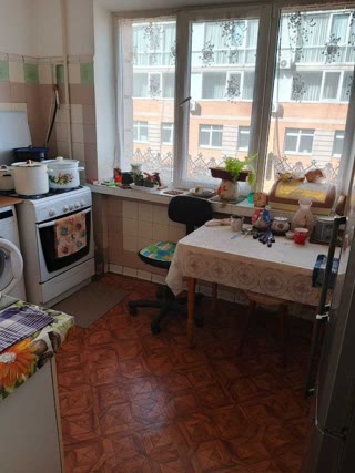 Sale of a 3-room apartment near Pecherska metro