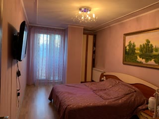 Продам 2х- кімнатну квартиру пр. Гагарина