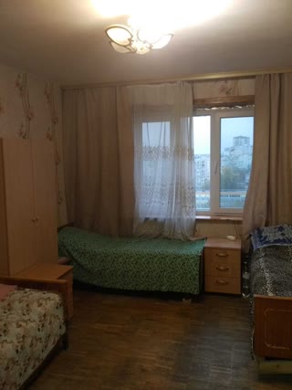 Sale of a 3-room apartment near Kharkivska metro