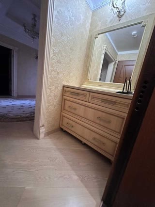 Продаж 2к квартири, ЖК Лазурний Блюз + паркомісце, метро Лівобережна