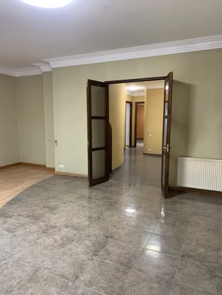 Office commercial space for rent in Vake
