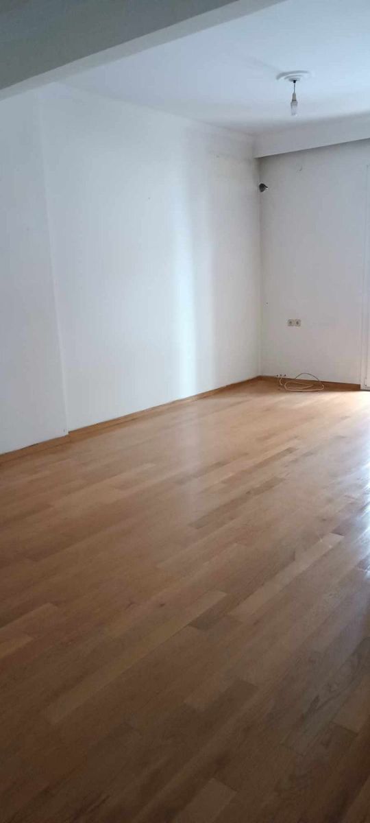 Квартира 90 м²